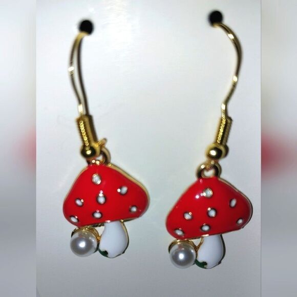 Super cute pearl mushroom dangle earrings - Picture 3 of 6
